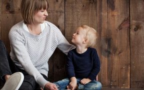 5 Kalimat Ini yang Pantang Diucapkan Orangtua Saat Mengasuh Buah Hati